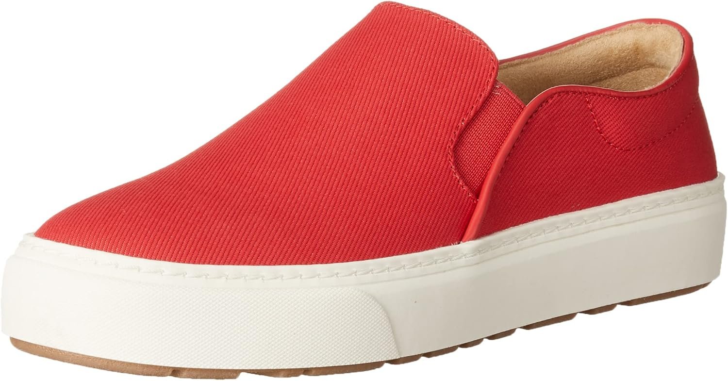 Amazon Essentials Women’s Comfortable Slip-on Sneakers